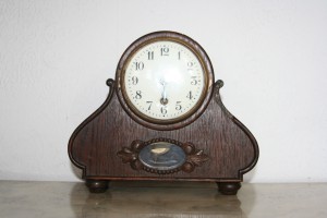 Vintage antiques clock